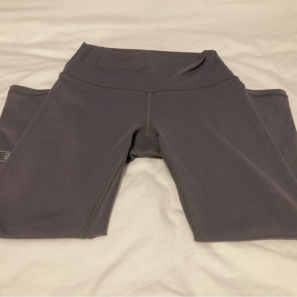 Fleo El Toro leggings. Size Medium. Condition-like new  without tags.